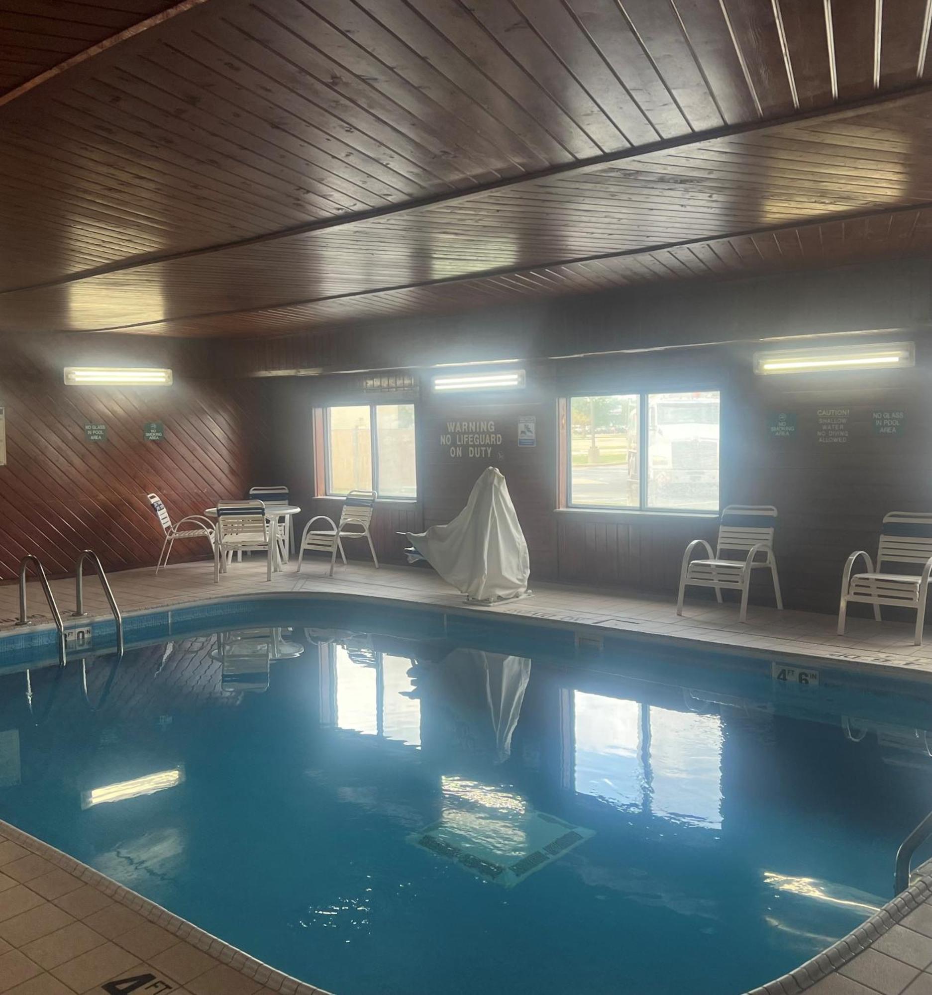 Quality Inn Tomah Exteriör bild